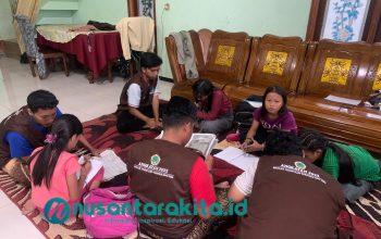 Bimbingan Belajar di Posko KKN, Upaya Mahasiswa STIT Ibnu Sina Kepanjen Dukung Pendidikan Anak Desa